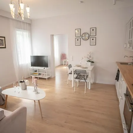 Soffa * Haapsalu